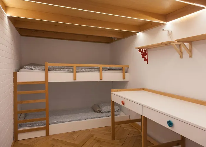 Art Wilcza Street Apartment