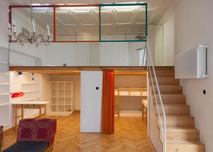 Art Wilcza Street Apartment