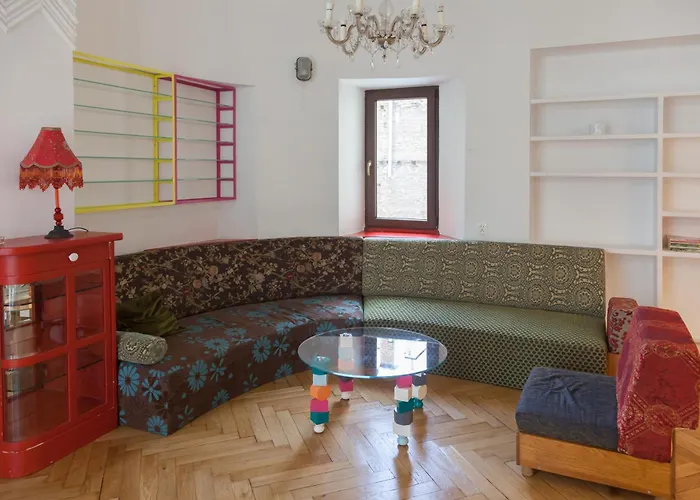 Art Wilcza Street * Warsaw